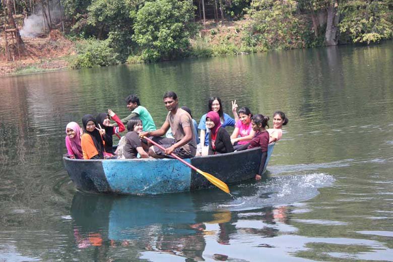 Coracle Riding
